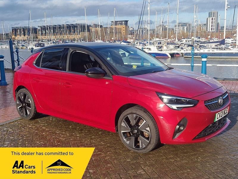 Red Used 2021 Vauxhall Corsa-e Elite Hatchback | £9,923 (Good price) - Image 1/3