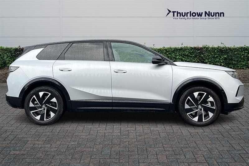 Used Vauxhall Grandland 156 kW (213 HP) 2024 Grey SUV