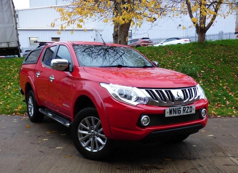Red Used 2016 Mitsubishi L200 Pickup | £10,500 (Good price) - Image 1/3