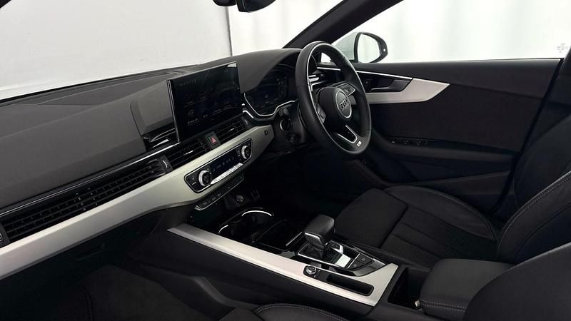 Used Audi A5 Sportback S-Line 2023 Glacier white Hatchback