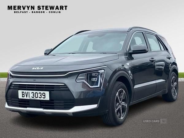 Begagnad Kia Niro 139 HK (102 kW) 2023 Grå SUV