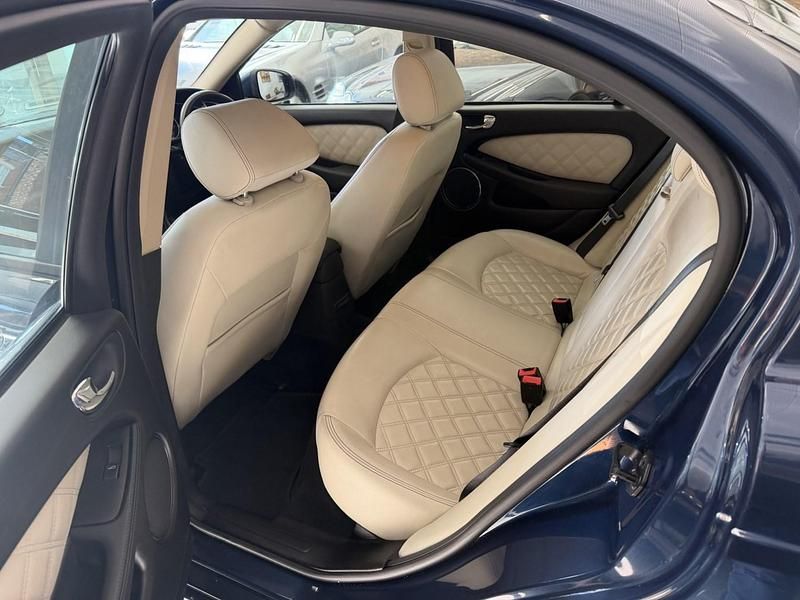 Używany Jaguar X-type SE 2009 Niebieski Sedan/Limuzyna