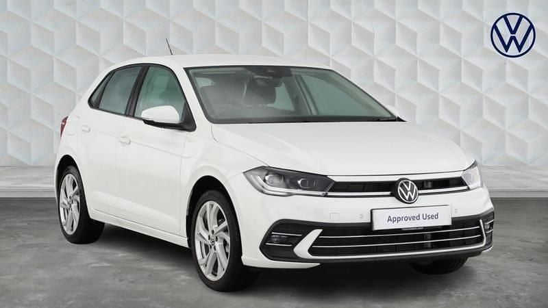 White Used 2025 VW Polo Style Hatchback | £18,850 (Fair price) - Image 1/4