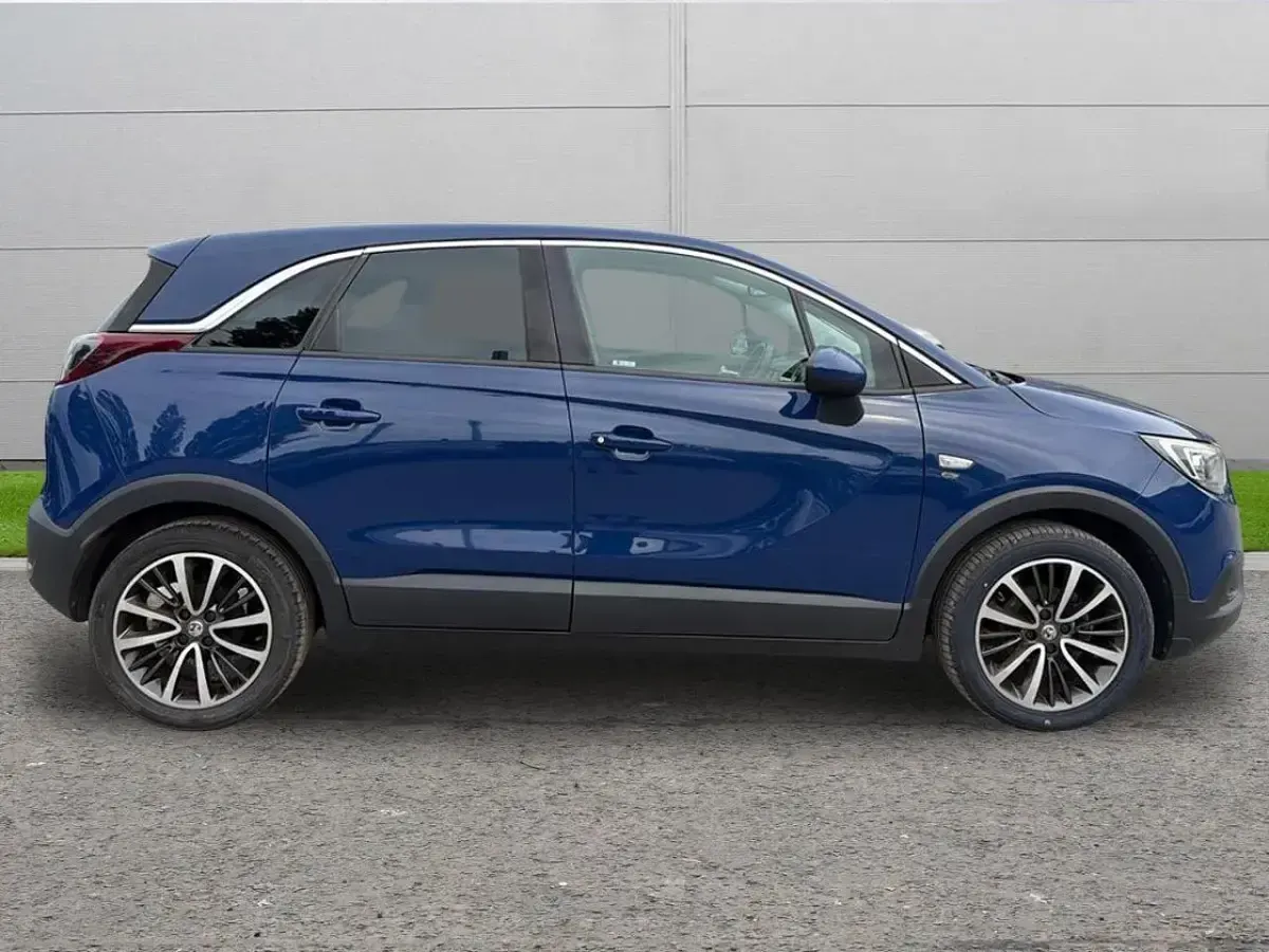 Used Vauxhall Crossland X Elite 98 HP (72 kW) 2018 Blue SUV