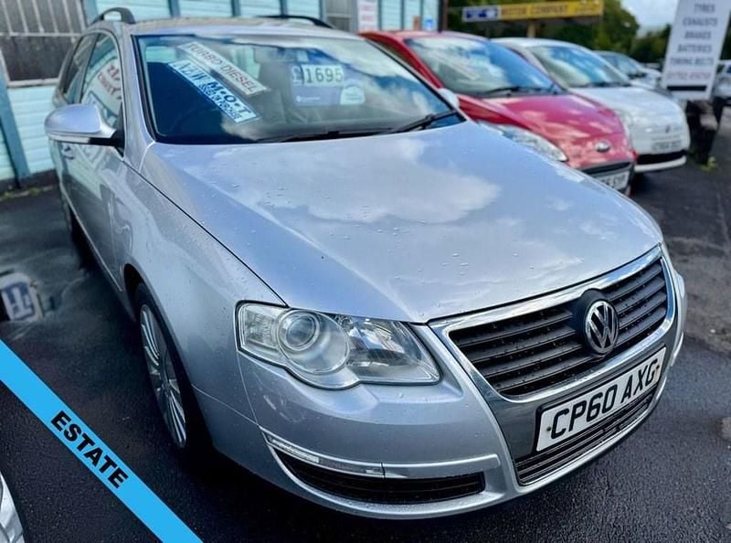 Silver Used 2010 VW Passat Highline Estate | £1,795 (Fair price) - Image 1/2