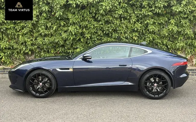 Used Jaguar F-Type Supercharged 340 HP (250 kW) 2015 Blue Coupe