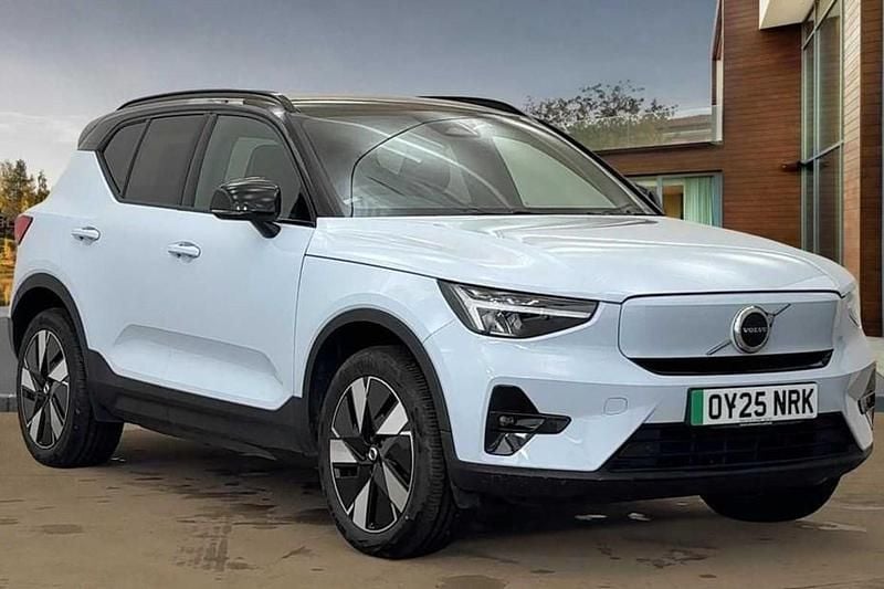 Blue Used 2025 Volvo EX40 Plus SUV | £32,165 (Good price) - Image 1/1
