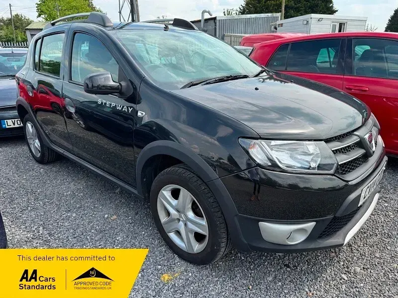 Used Dacia Sandero Lauréate 90 HP (66 kW) 2014 Black Hatchback