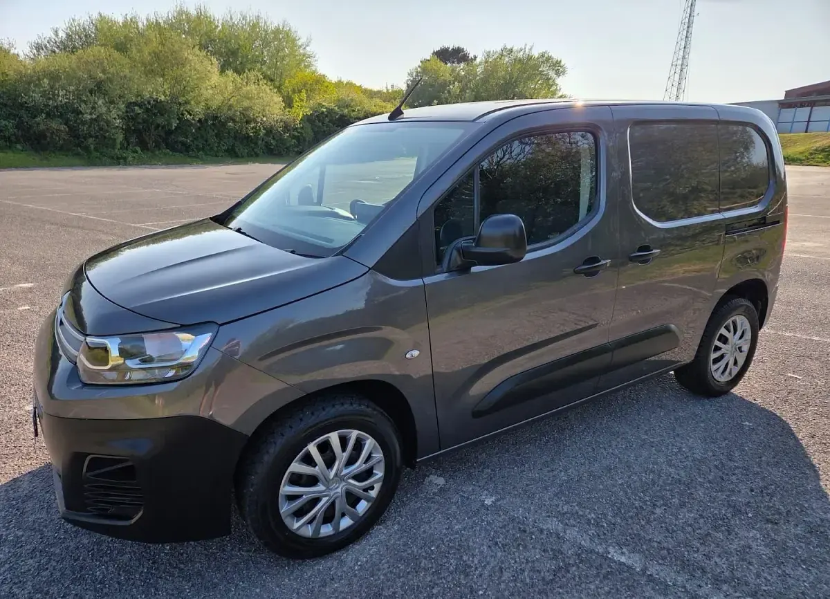 Used Citroën e-Berlingo PureTech 2019 Grey