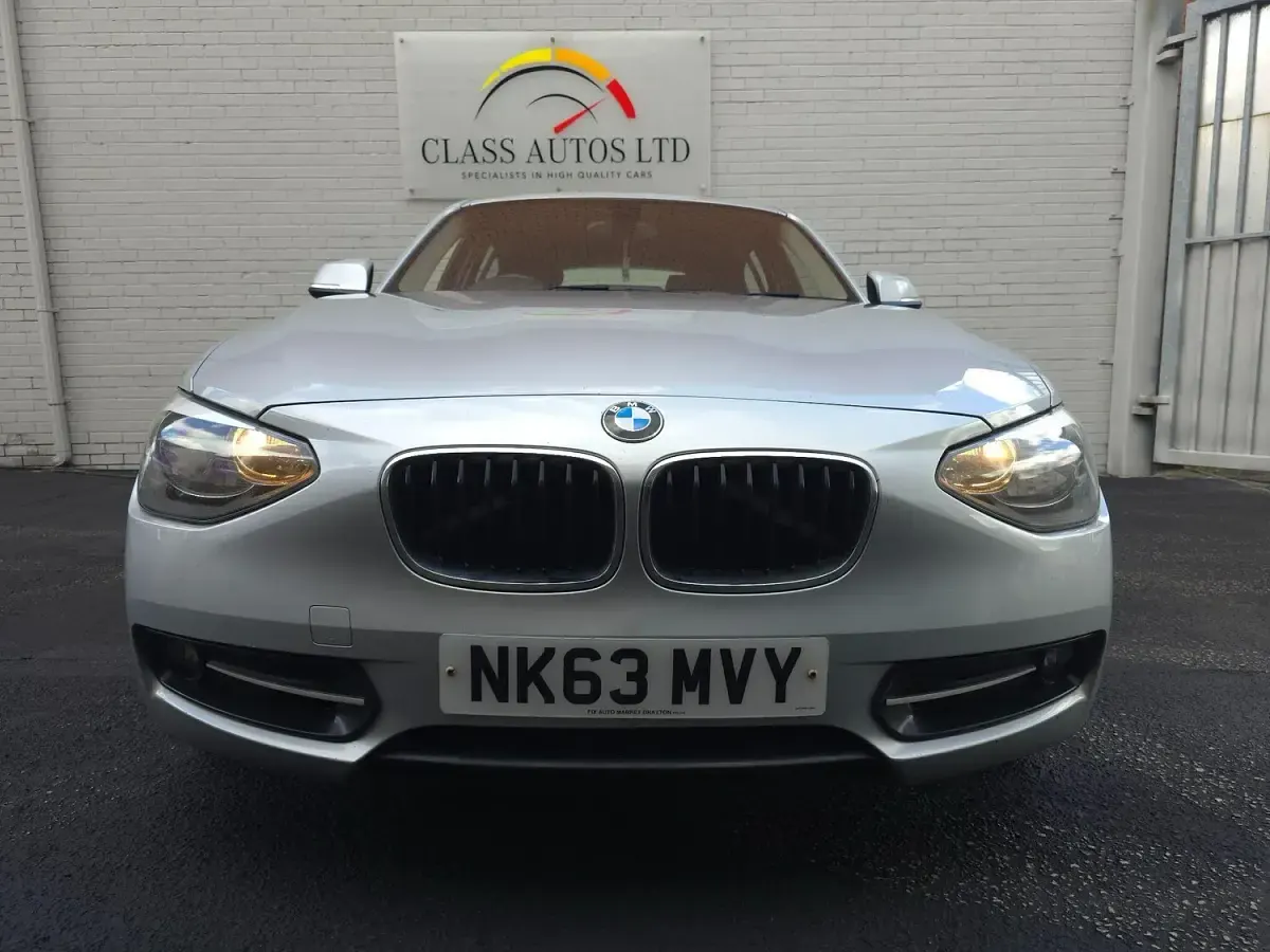Used BMW 116 Sport Line 114 HP (83 kW) 2014 Silver Hatchback