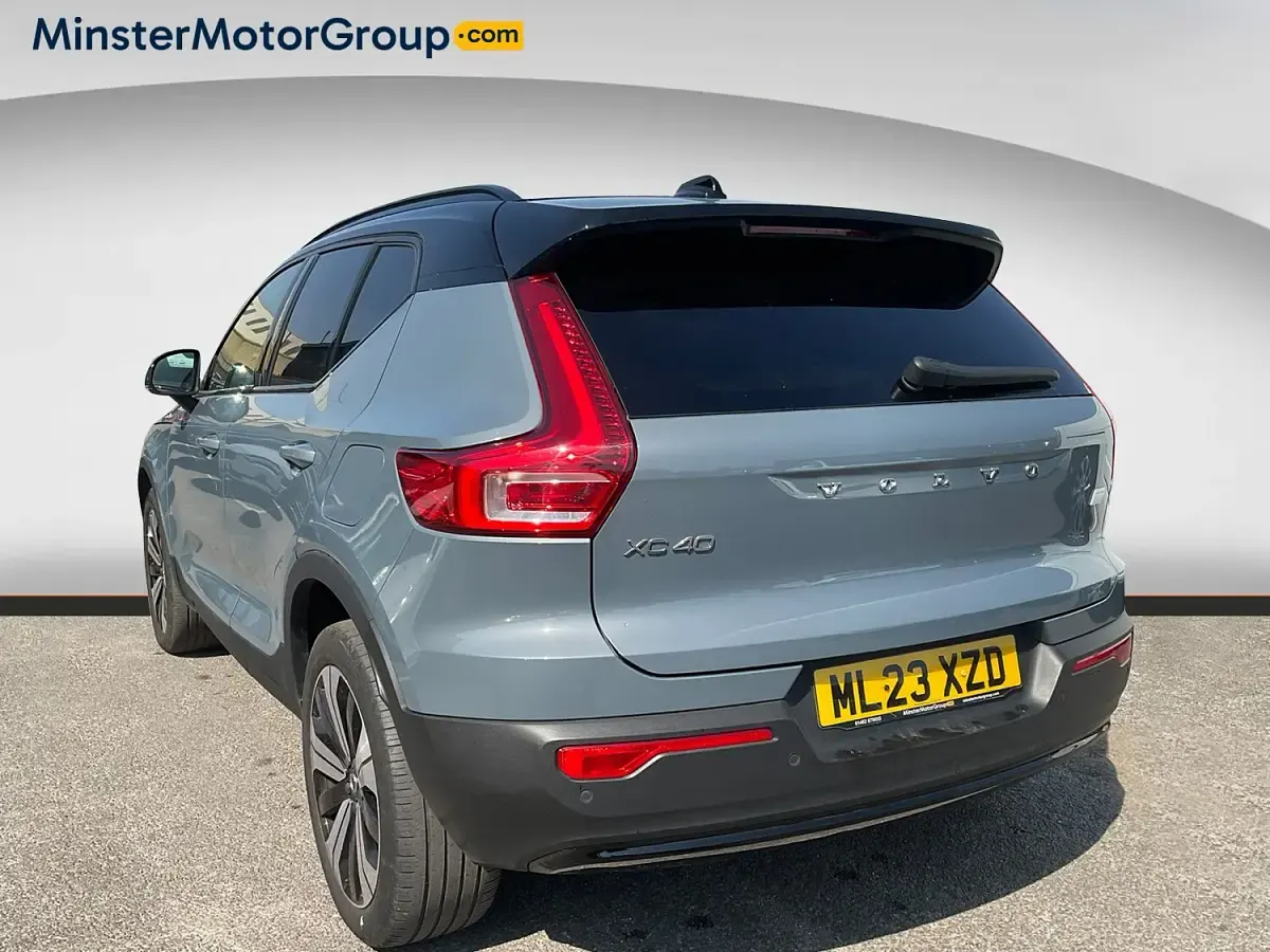 Used Volvo XC40 Core 185 kW (252 HP) 2023 Grey SUV