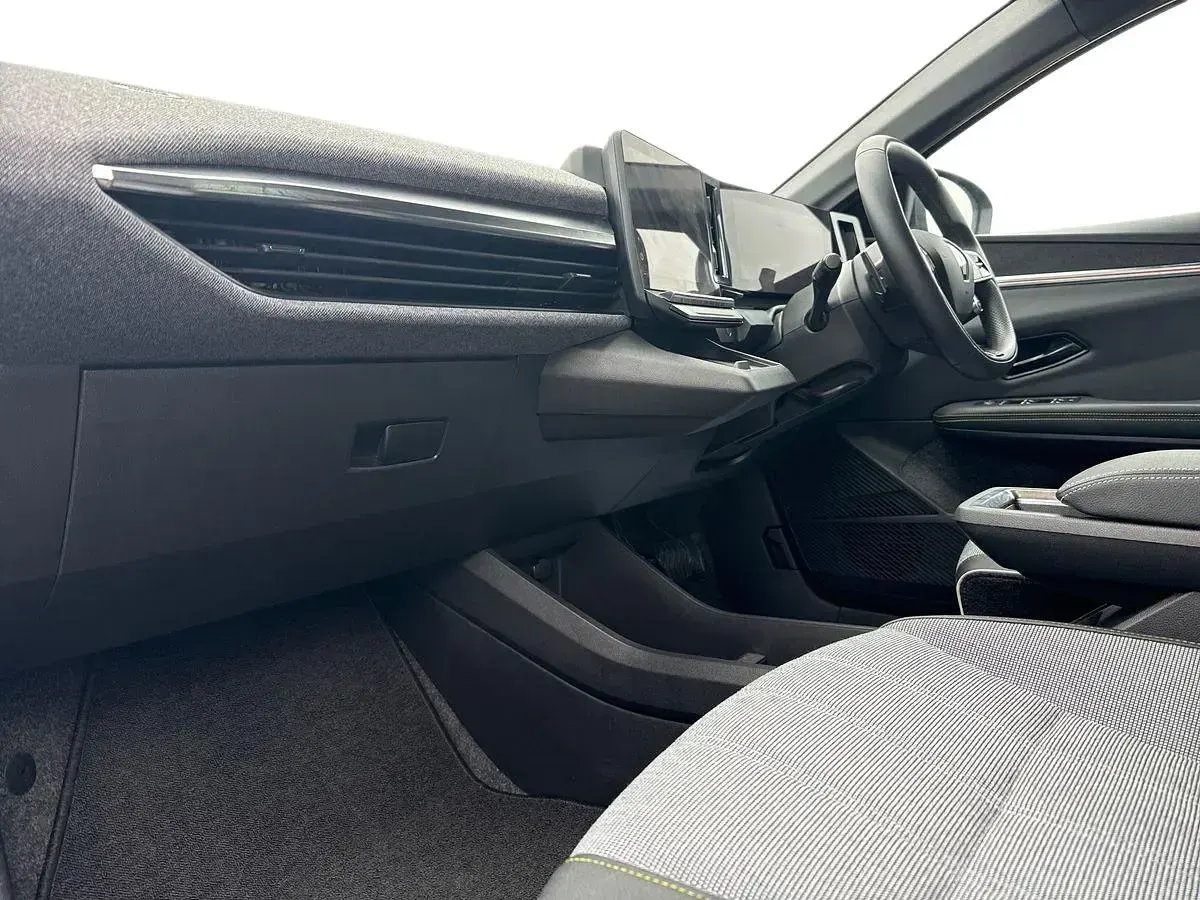 Used Renault Megane E-Tech Iconic 160 kW (218 HP) 2023 Grey/black Hatchback