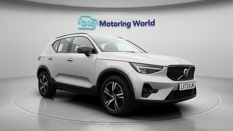 Used 2023 Volvo XC40 Plus SUV | £28,100 (Good price) - Image 1/4
