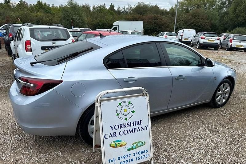 Silver Used 2016 Vauxhall Insignia SRi Hatchback | £2,695 (Good price) - Image 1/1