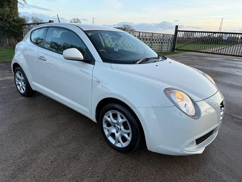 White Used 2013 Alfa Romeo MiTo Sprint Hatchback | £2,989 (Fair price) - Image 1/4