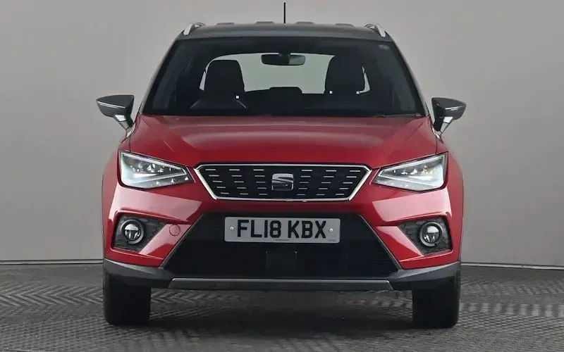 Używany Seat Arona XCELLENCE 116 KM (85 kW) 2018 Czerwony SUV