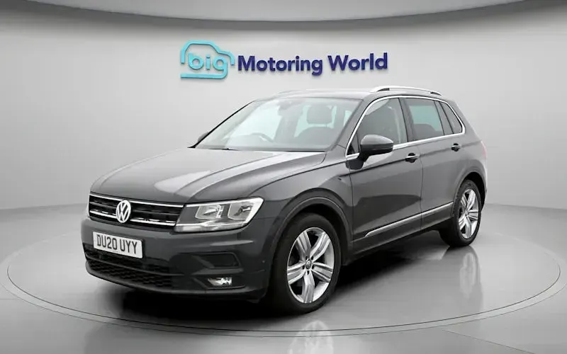 Usado VW Tiguan Match 150 HP (110 kW) 2020 Cinzento SUV