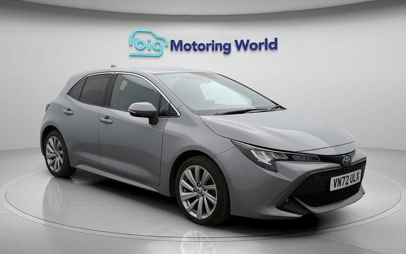 Used Toyota Corolla Design 122 HP (89 kW) 2022 Grey Hatchback