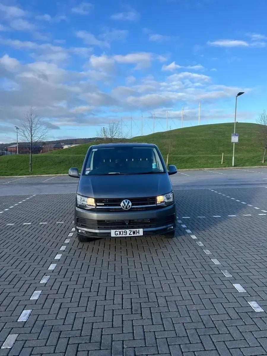 Used VW Transporter Highline 148 HP (108 kW) 2019 Grey Van