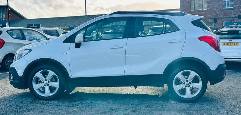 Used Vauxhall Mokka S 2015 White SUV