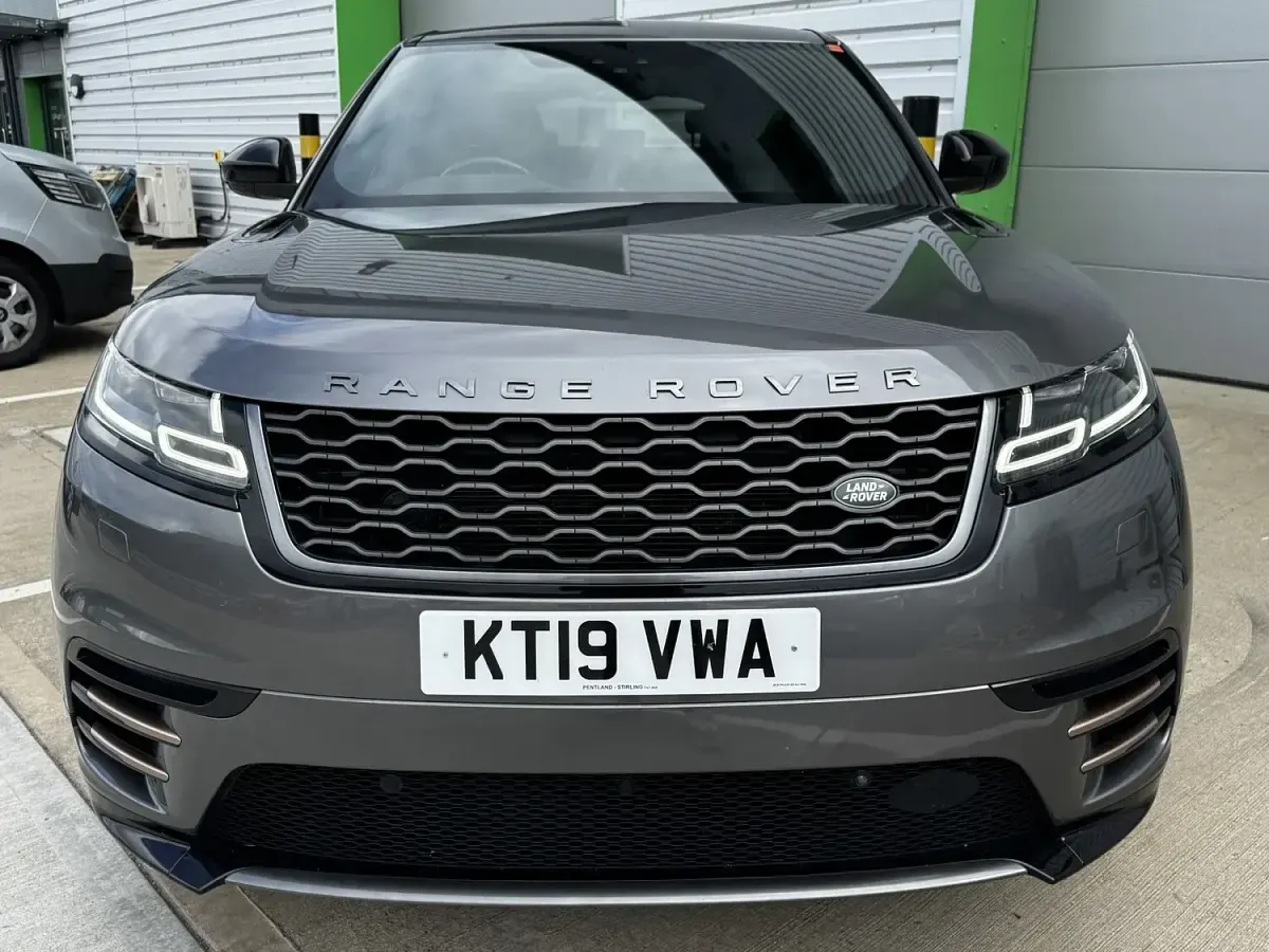 Used Land Rover Range Rover Velar HSE Dynamic 2019 Grey SUV