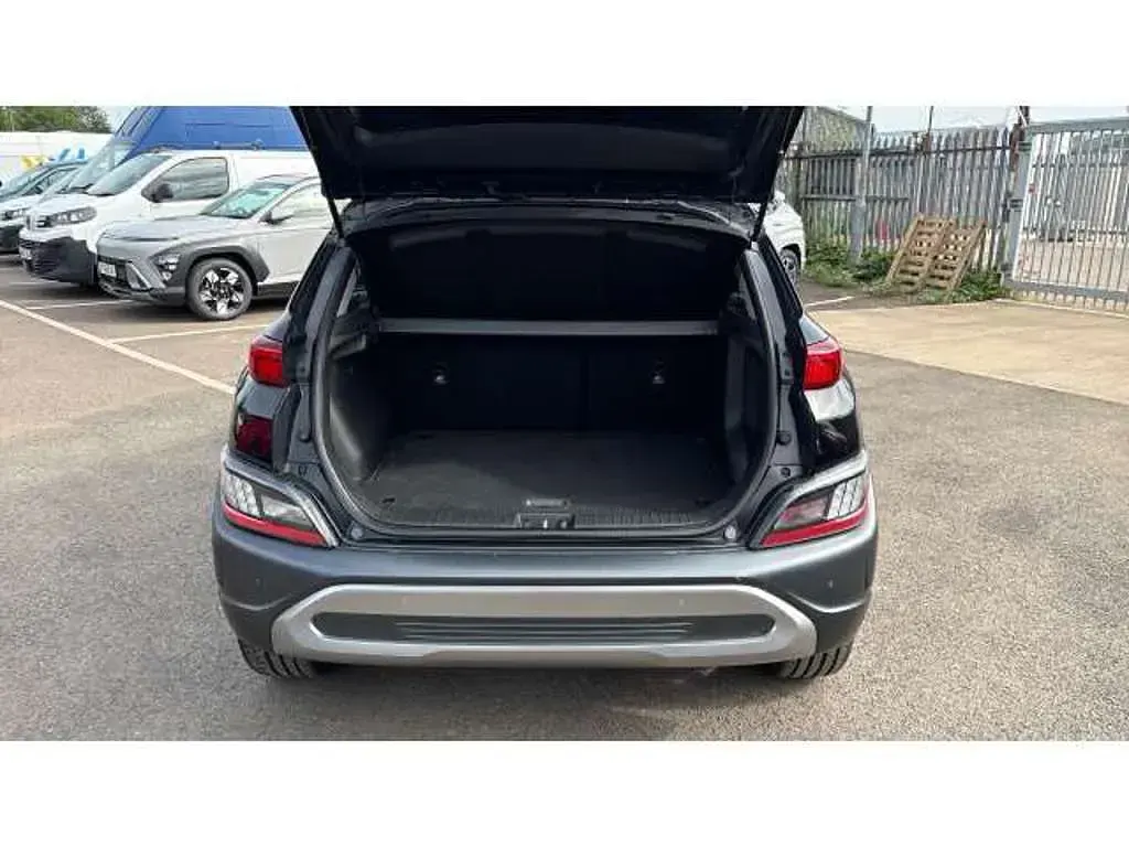 Used Hyundai Kona Premium 120 HP (88 kW) 2023 Black SUV