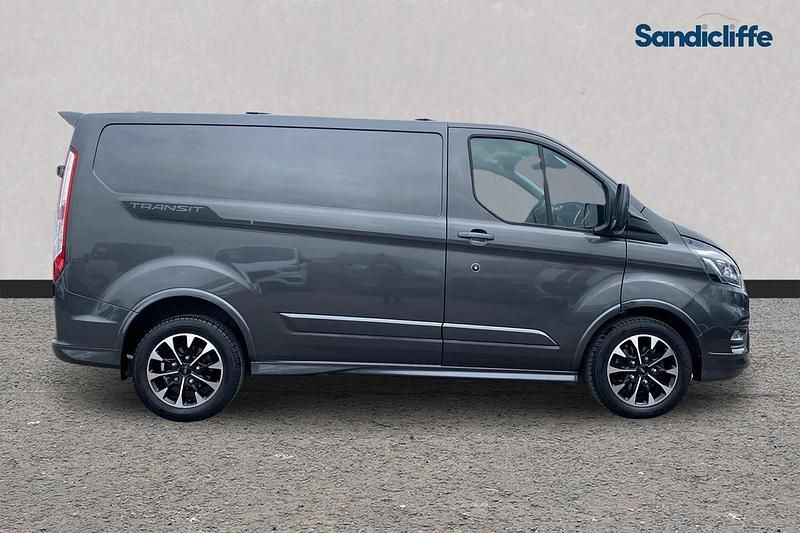 Used Ford Transit Custom Sport 170 HP (125 kW) 2022 Magnetic Van