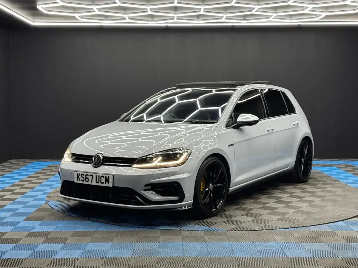 Used VW Golf VII R 2018 Silver Hatchback
