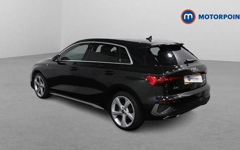 Used Audi A3 Sportback e-tron S-Line 204 HP (150 kW) 2025 Hatchback