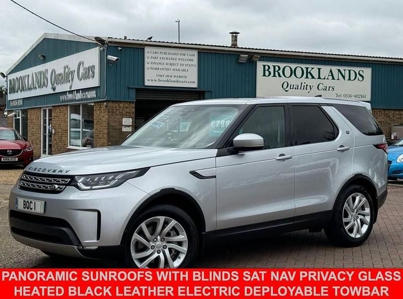 Silver Used 2018 Land Rover Discovery 5 HSE SUV | £27,995 (Fair price) - Image 1/4