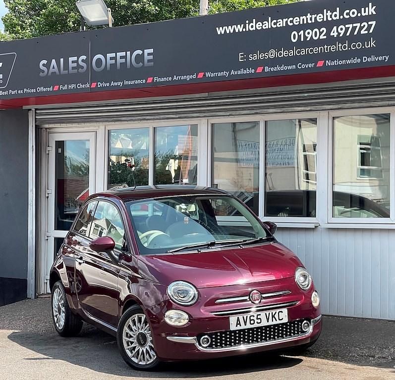 Red Used 2015 Fiat 500 Lounge Hatchback | £3,895 (Fair price) - Image 1/3