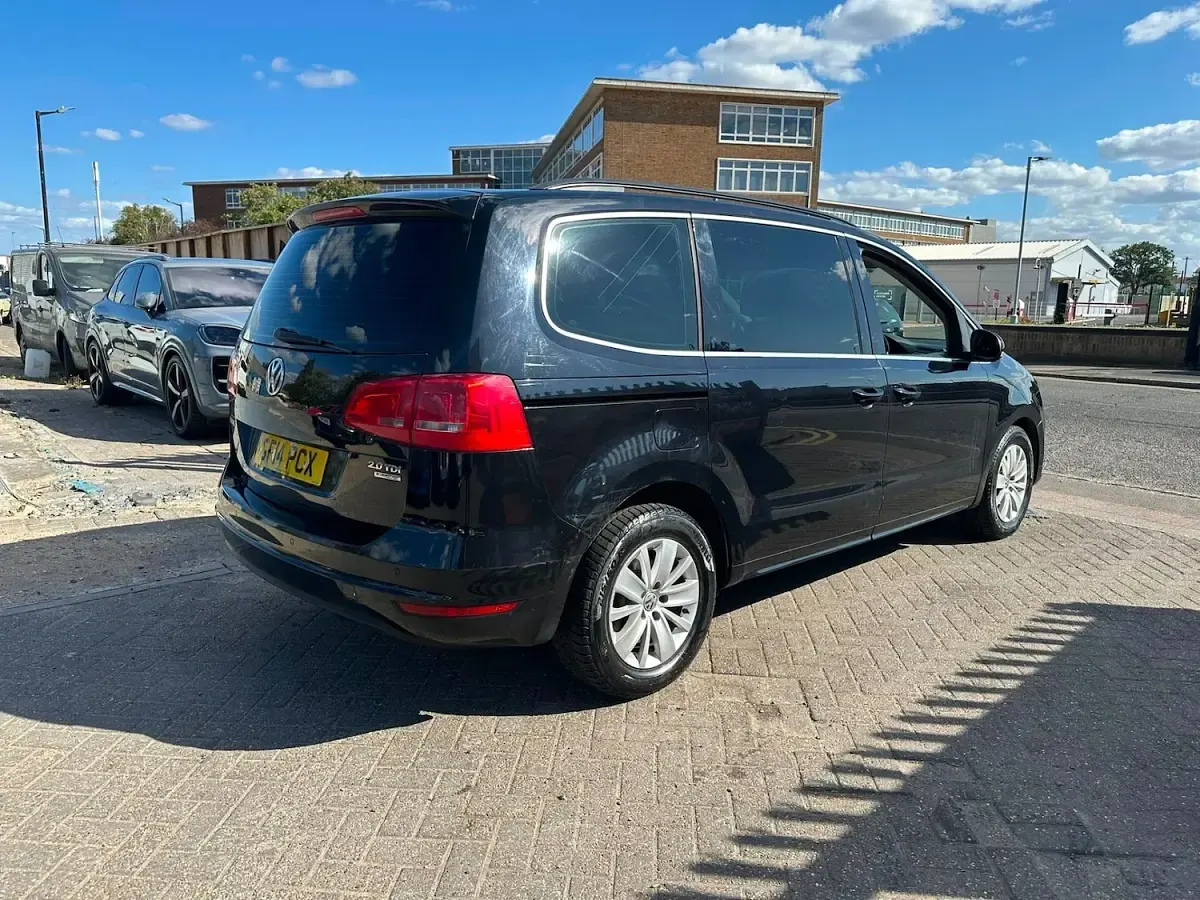 Used VW Sharan SE 140 HP (102 kW) 2014 Black MPV