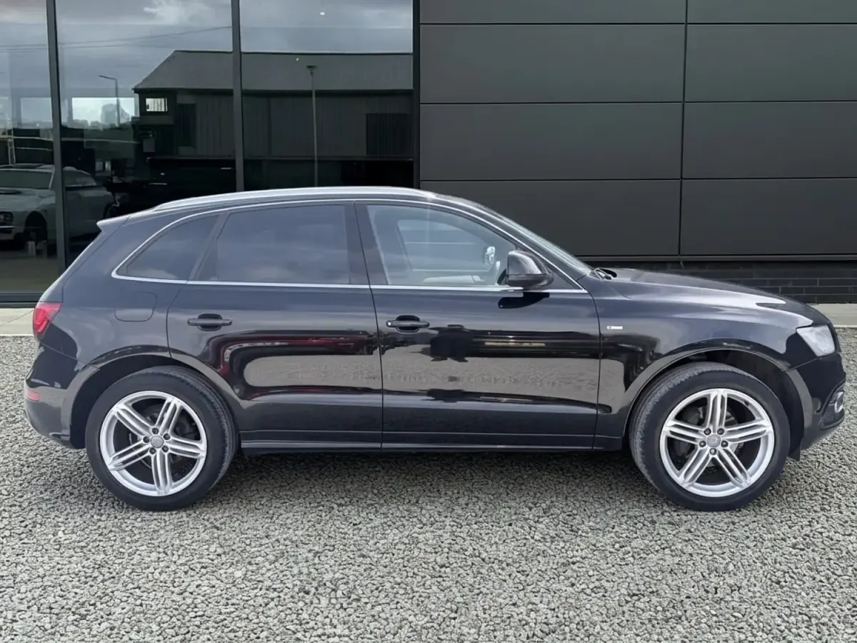 Used Audi Q5 S-line plus 2014 Black SUV