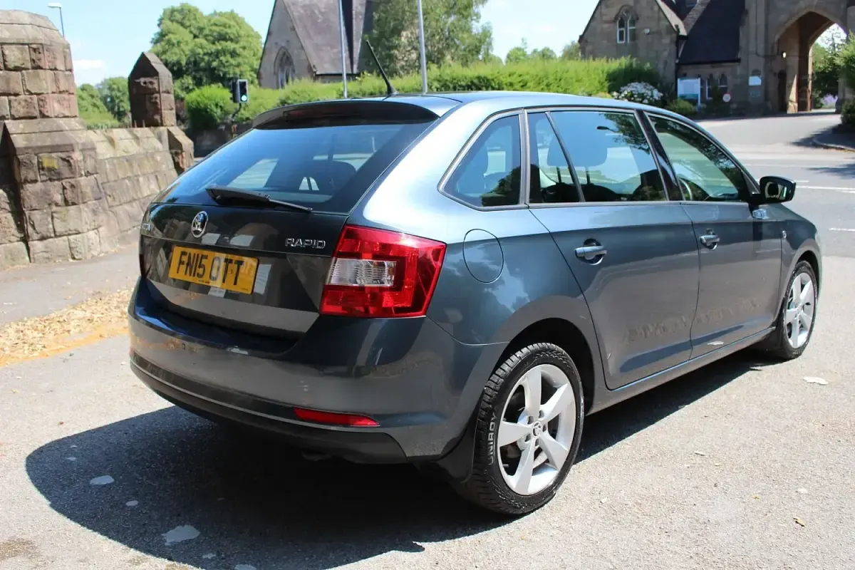 Used Skoda Rapid SE 88 HP (64 kW) 2015 Grey Hatchback