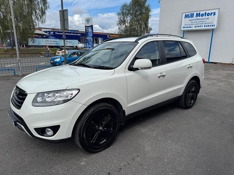 White Used 2012 Hyundai Santa Fe Premium SUV | £4,795 (Fair price) - Image 1/4