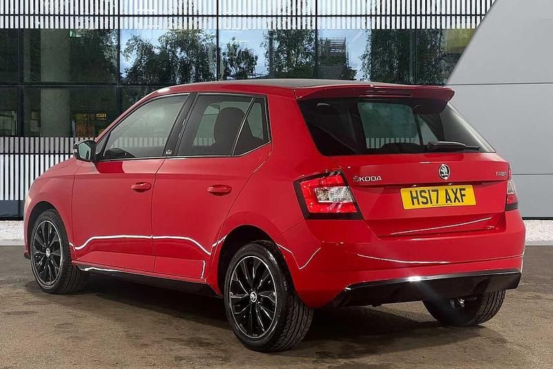 Used Skoda Fabia 81 HP (59 kW) 2017 Corrida red Hatchback