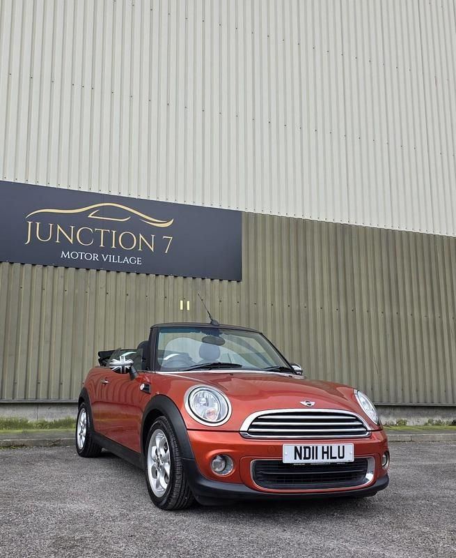 Used Mini ONE 2011 Orange Hatchback