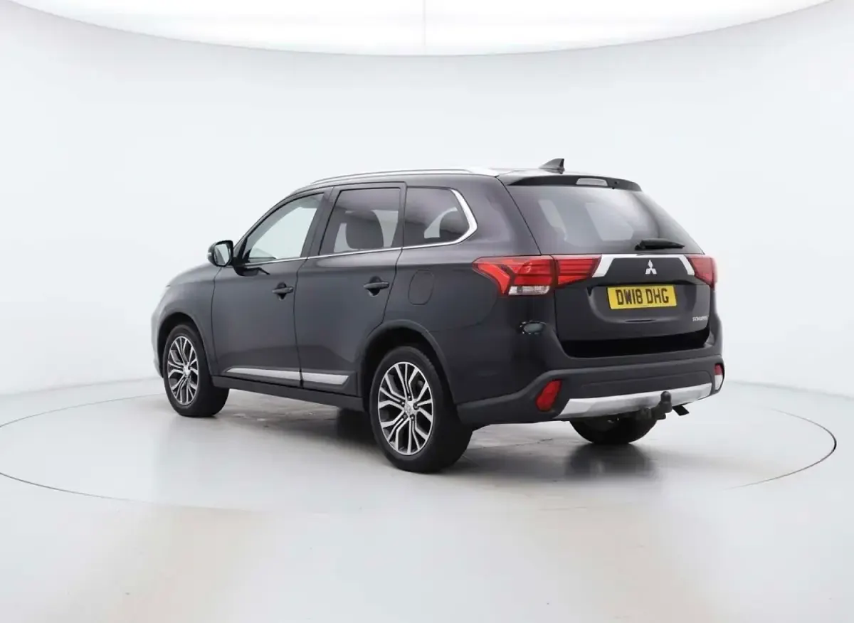 Used Mitsubishi Outlander 150 HP (110 kW) 2018 Black SUV