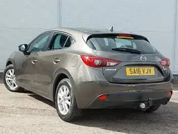 Used Mazda 3 100 HP (73 kW) 2016 Grey Hatchback
