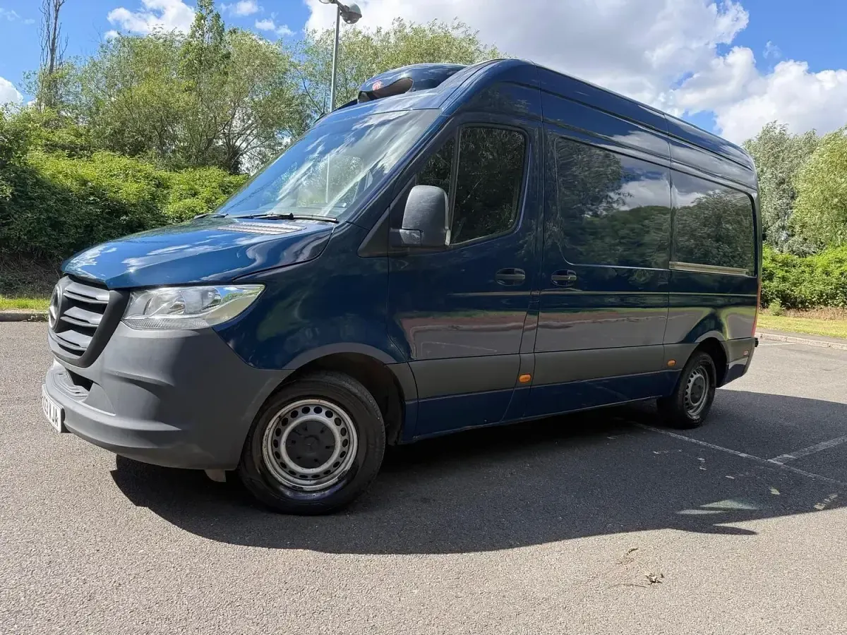 Used Mercedes Sprinter Progressive 2023 Blue Van