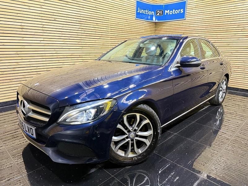 Used Mercedes C200 136 HP (100 kW) 2016 Blue Sedan