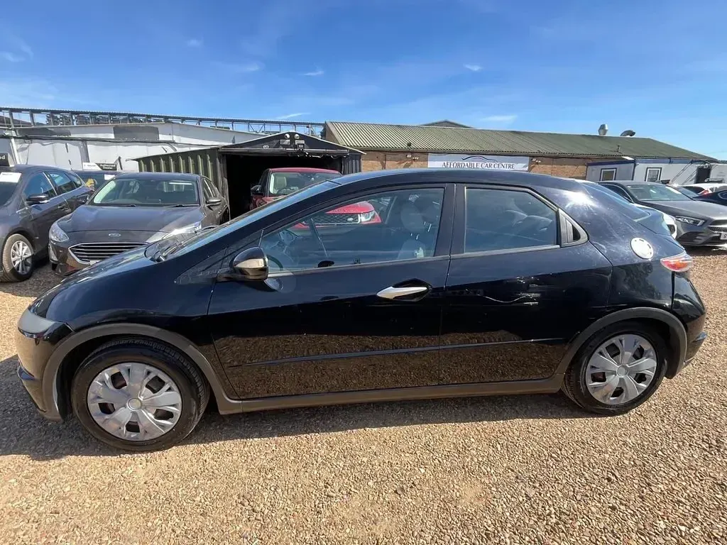 Used Honda Civic SE 2008 Black Hatchback