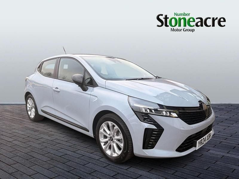 Used Renault Clio V Evolution 140 HP (102 kW) 2024 Grey Hatchback