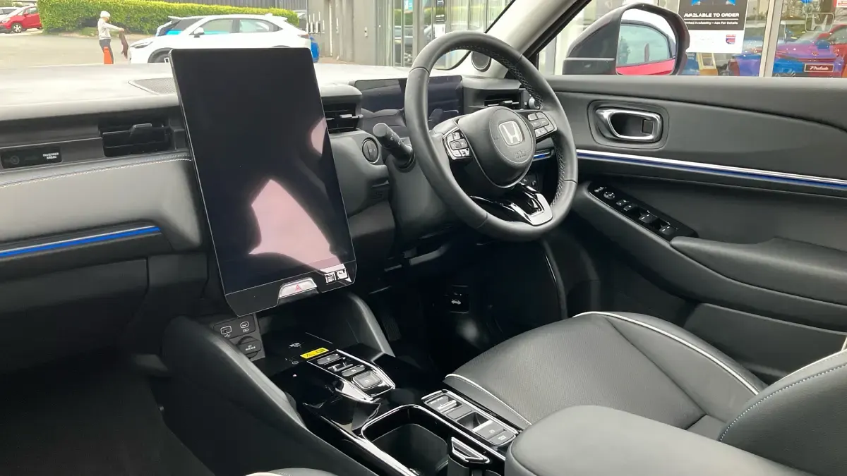 Usado Honda e Elegance 150 kW (204 HP) 2024 Citadino