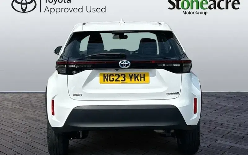 Used Toyota Yaris Hybrid 116 HP (85 kW) 2026 Estate