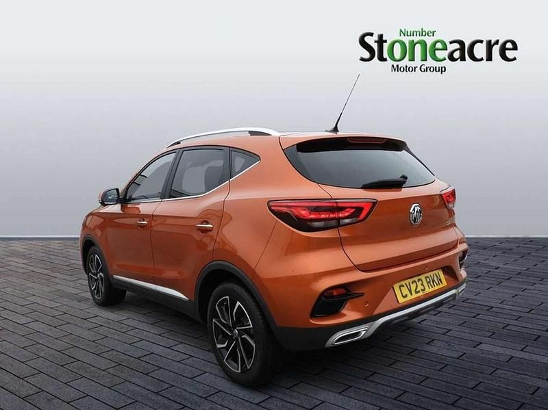 Used MG ZS Exclusive 106 HP (77 kW) 2023 Orange SUV