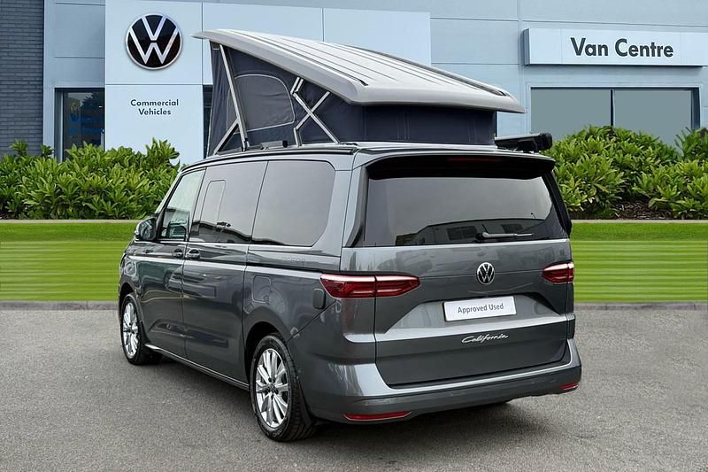 Usado VW California California 2025 Gris Van