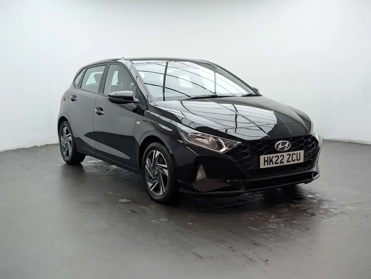 Used Hyundai i20 SE 100 HP (73 kW) 2022 Black Hatchback