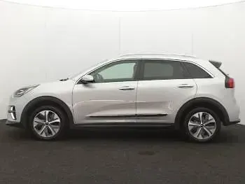 Used Kia e-Niro 150 kW (204 HP) 2020 Silver SUV