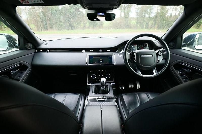 Used Land Rover Range Rover evoque R-Dynamic 150 HP (110 kW) 2019 White SUV